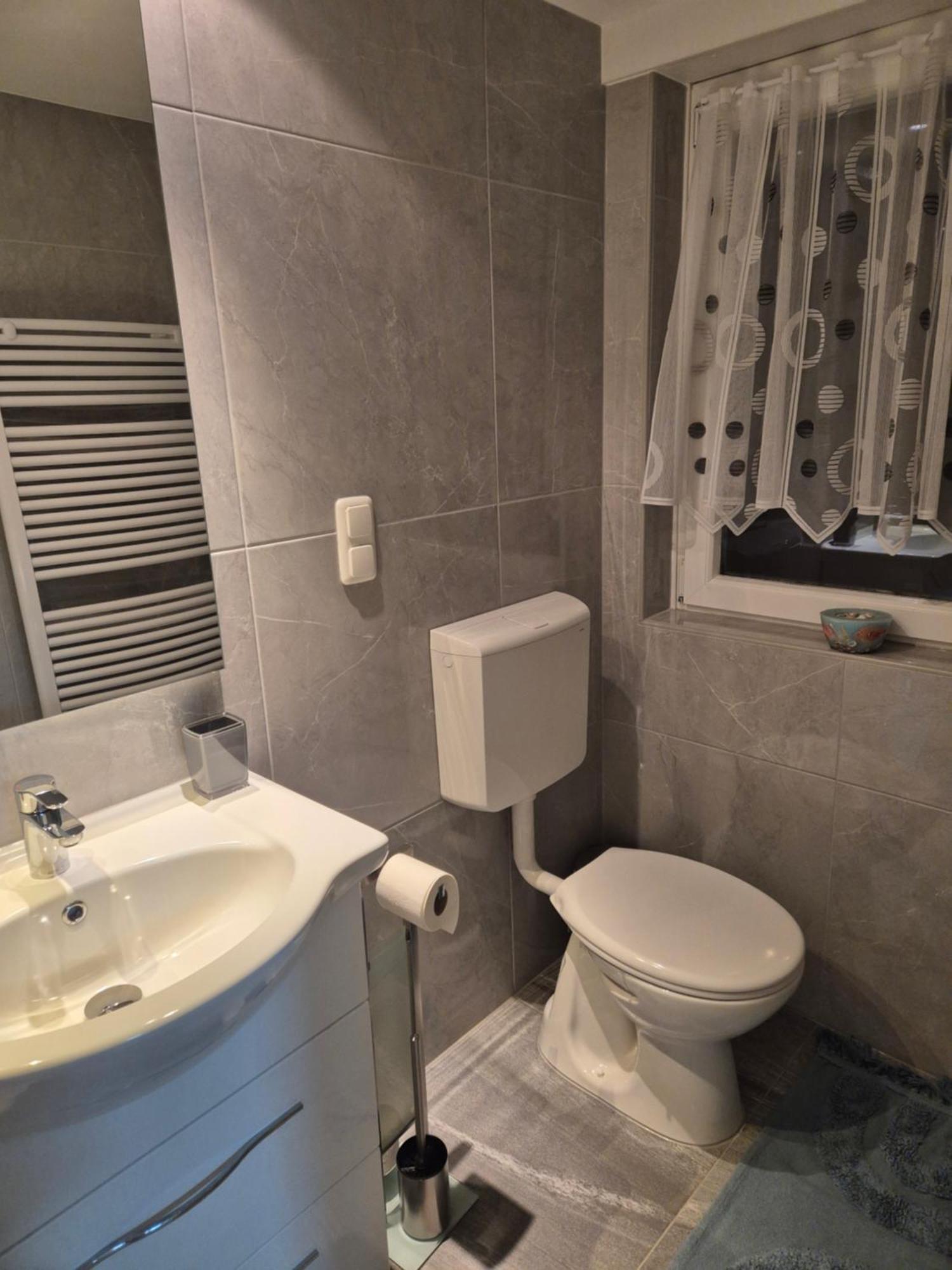 Olgas Ferienwohnung Saarburg Bahnhofstrasse 13 G Exterior foto